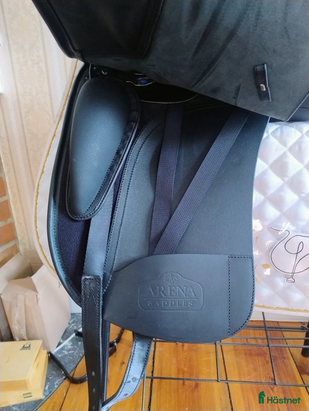 Sadlar hästutrustning till salu: NY Arena Dressyrsadel - Annons 2
