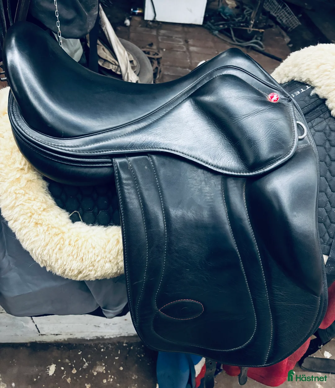 Sadlar hästutrustning till salu: Karlslund c - Annons 1