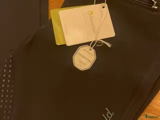 Ridbyxor ryttarutrustning till salu: Helt nya samshield!!😍 i Torslanda - Annons 1