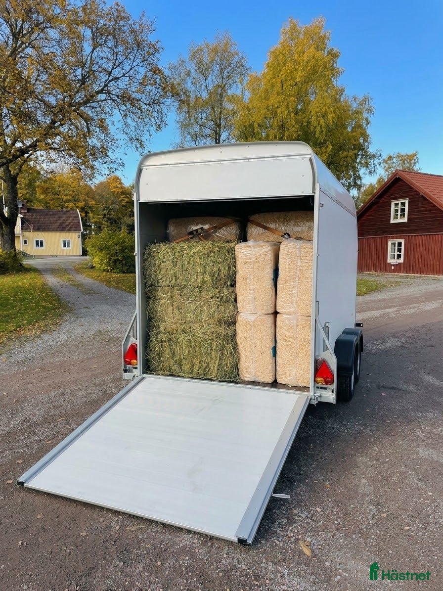 Hästtransporter  fordon & transport till salu: Meetingsläp -inget extra körkort behövs - Annons 12