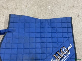 Schabrak & Vojlockar hästutrustning till salu: Snyggt horse guard schabrak i Viken - Annons 3