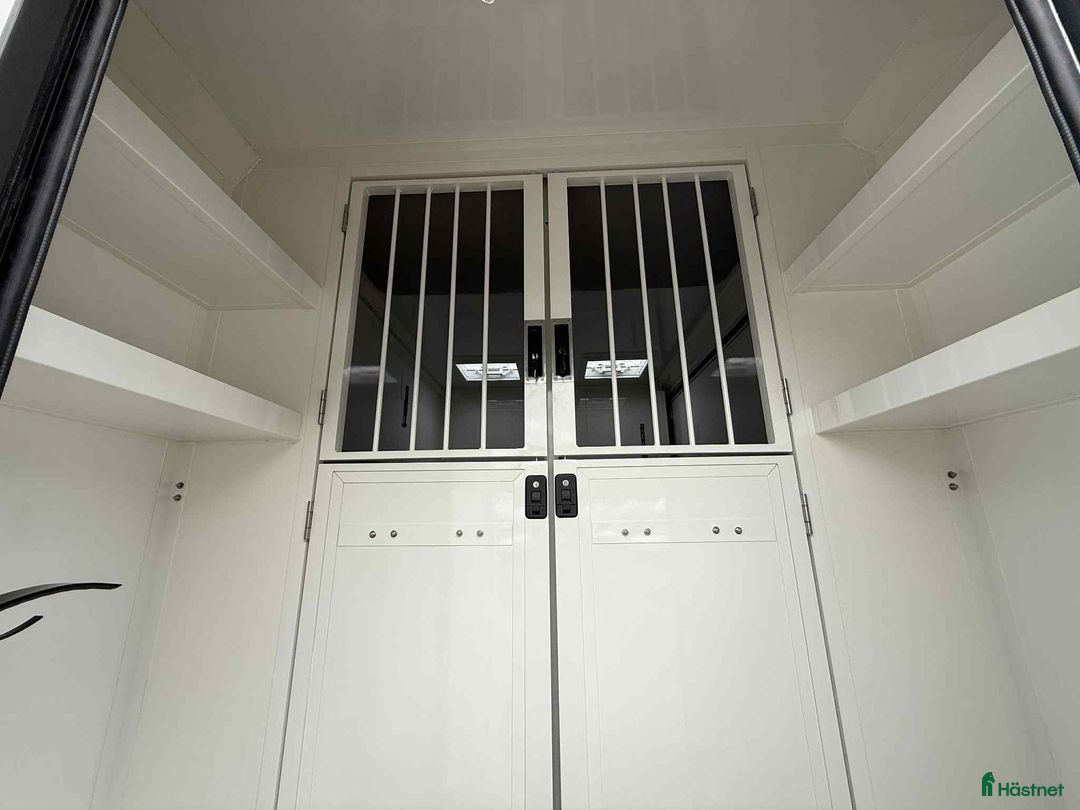 Hästlastbilar  fordon & transport till salu: NORDIC HORSE 5 STUTERI *HÖG LASTVIKT* - Annons 11