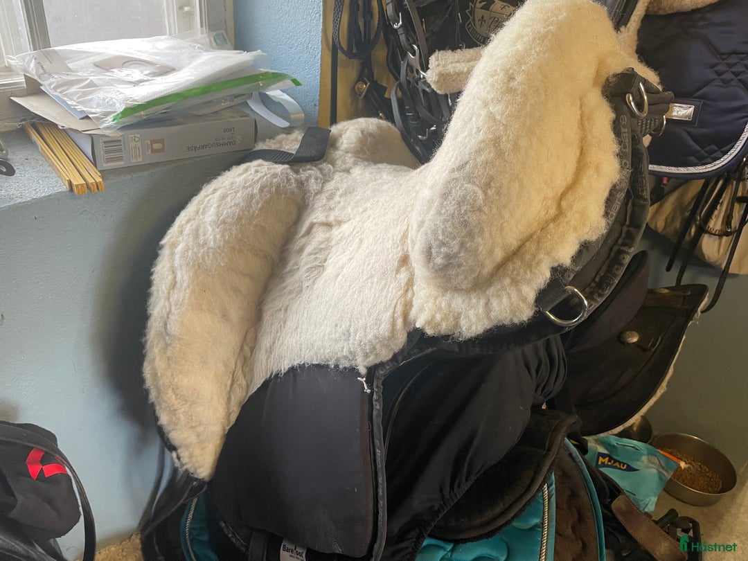 Sadlar hästutrustning till salu: Barefoot Barbackapadd i Färlöv - Annons 5