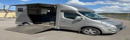 Hästlastbilar  fordon & transport till salu: Reserverad Renault Master 1050kg lastvikt  - Annons 7