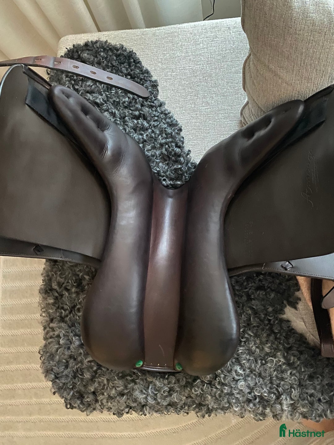 Sadlar hästutrustning till salu: Fin dressyrsadel Amerigo DJ  i Tranås - Annons 3