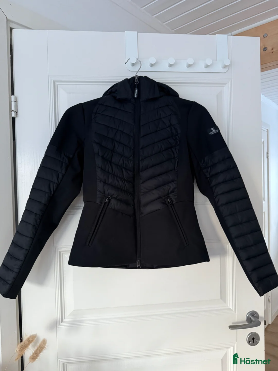 Jackor & Kavajer ryttarutrustning till salu: Ny Kingsland hybridjacka strl XXS - Annons 1