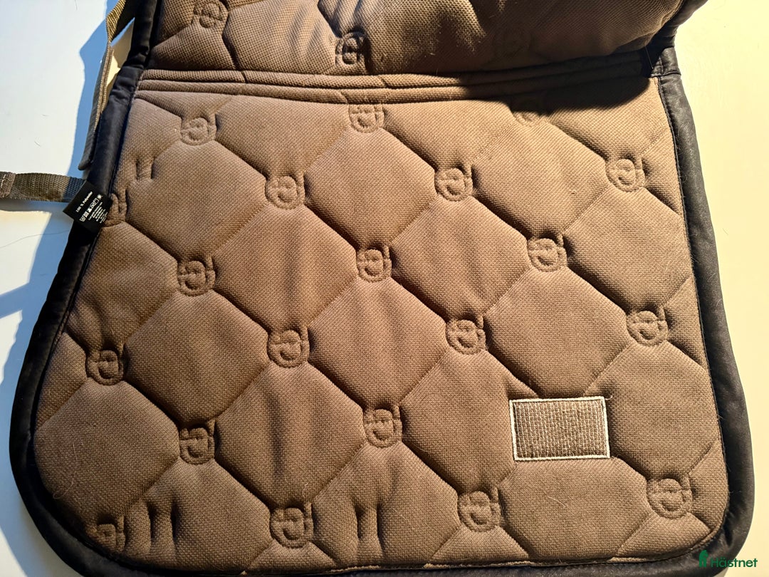 Schabrak & Vojlockar hästutrustning till salu: Equestrian Stockholm - PS - Schabrak  i Linköping - Annons 7