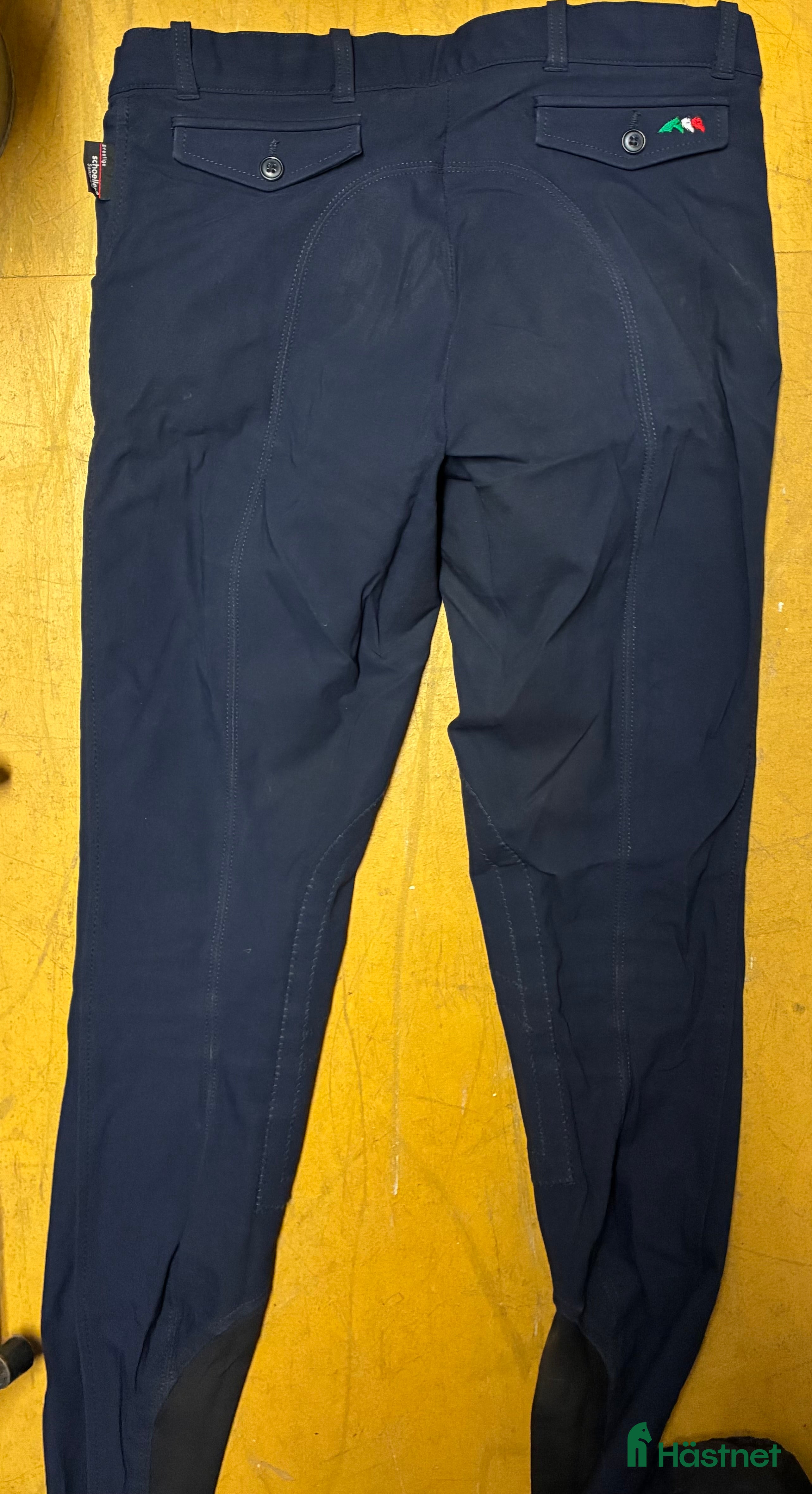 Övrigt Ridkläder ryttarutrustning till salu: Equiline ridbyxor  i Stockholm - Annons 5