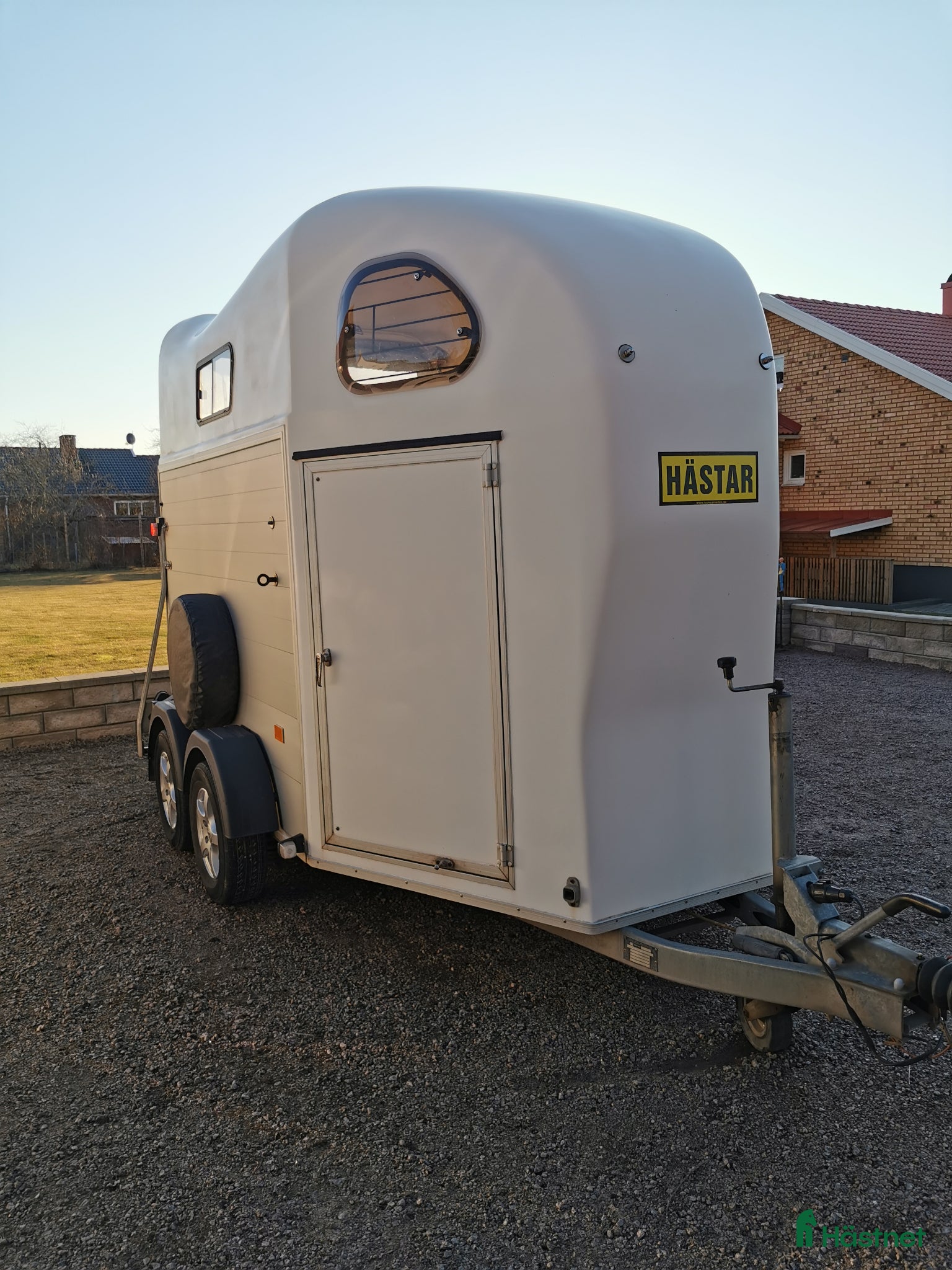 Hästtransporter  fordon & transport till salu: Cheval liberte  - Annons 17