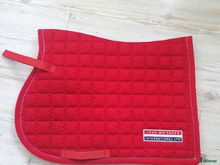 Schabrak & Vojlockar hästutrustning till salu: John Whitaker hoppschabrak Full i Tranås - Annons 24