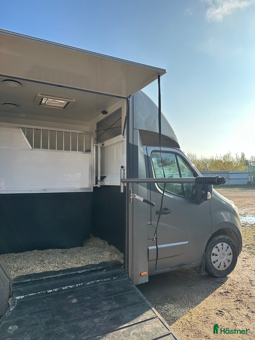 Hästlastbilar  fordon & transport till salu: Klockren 2hästarslastbil säljes i Vellinge - Annons 4