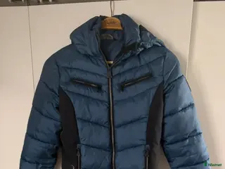 Jackor & Kavajer ryttarutrustning till salu: Säljer två supersnygga kingsland jackor! i Flen - Annons 10