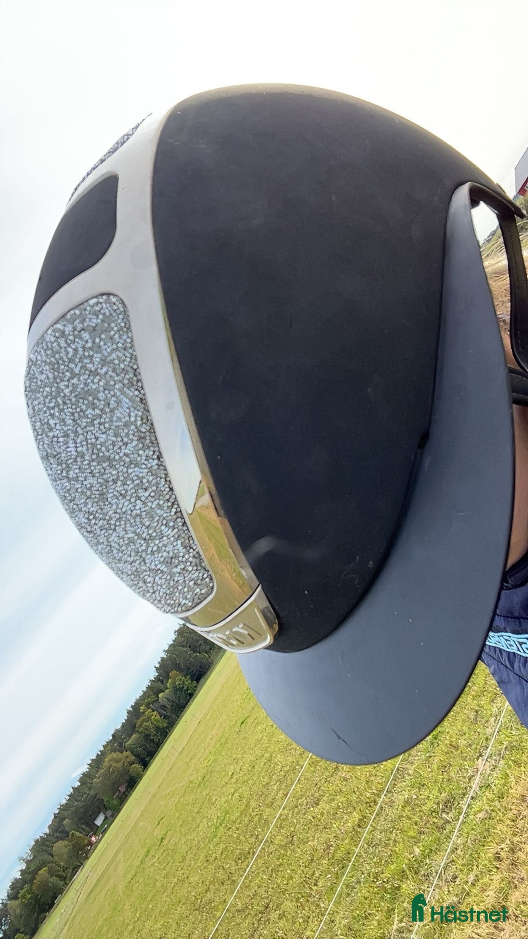 Hjälmar ryttarutrustning till salu: Tävlingshjälm  i Enköping - Annons 3