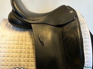 Sadlar hästutrustning till salu: Dressyrsadel Cliff Barnsby Engage PS 17,5" i Uppsala - Annons 12