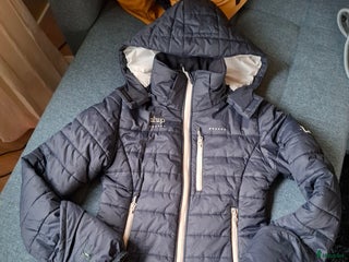 Jackor & Kavajer ryttarutrustning till salu: Jacka och kjol från Uhip i Uddevalla - Annons 10