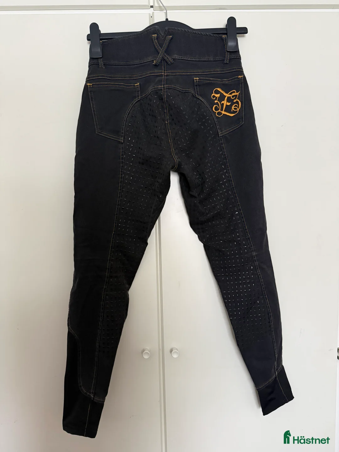 Ridbyxor ryttarutrustning till salu: Ridbyxor i Ekerö - Annons 1