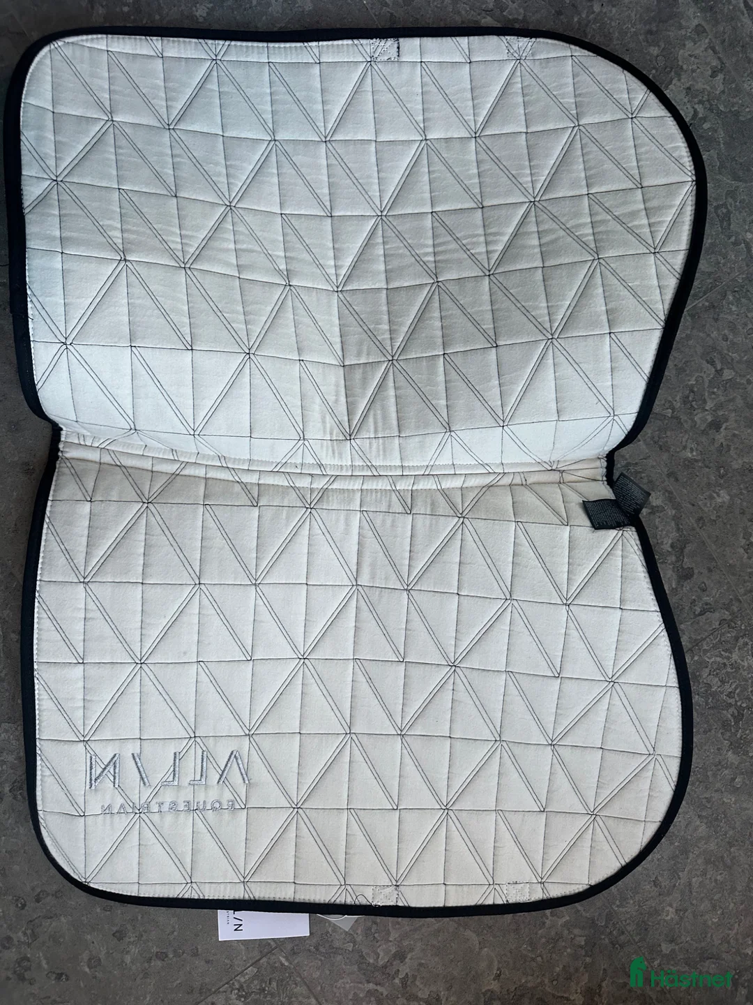 Schabrak & Vojlockar hästutrustning till salu: All in schabrak - Annons 3