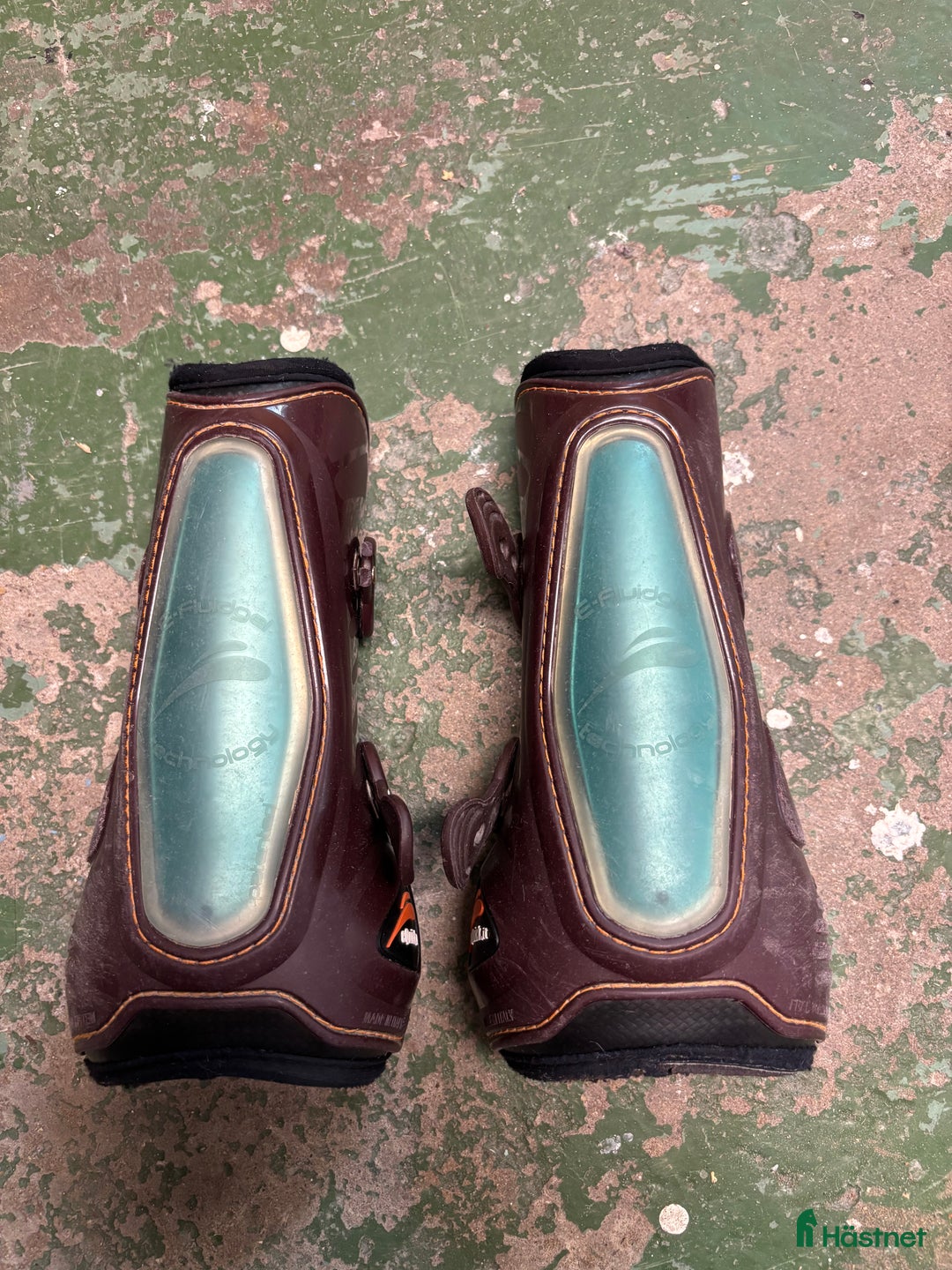 Benskydd hästutrustning till salu: Equick skydd  i Rottneros - Annons 1