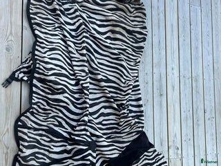 Täcken hästutrustning till salu i Kållered - Annons 3