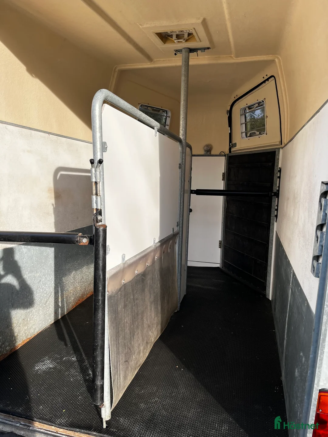 Hästtransporter  fordon & transport till salu: Fronturlastning - Annons 5