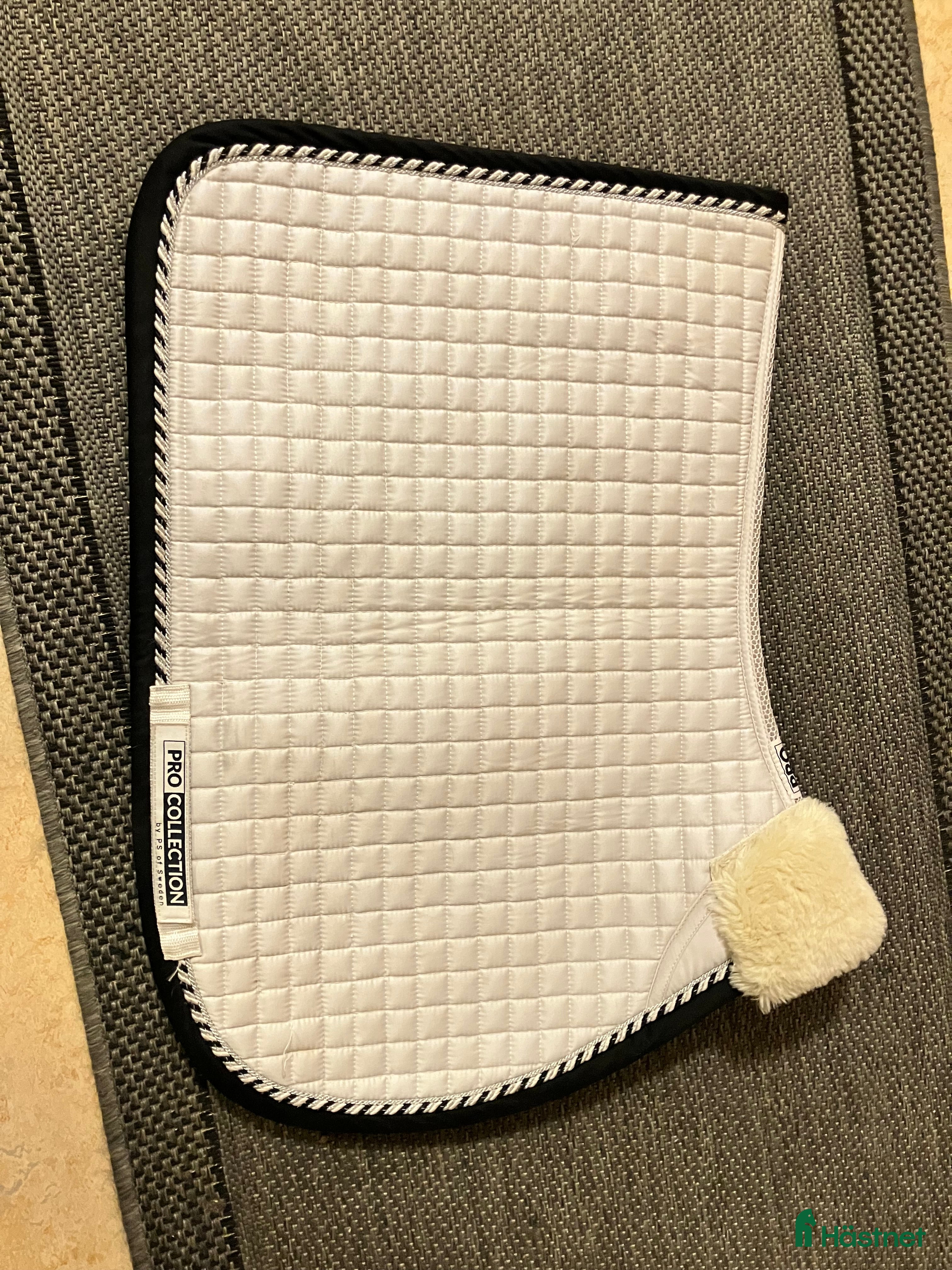 Sadeltillbehör hästutrustning till salu: Ps of sweden schabrak  - Annons 3