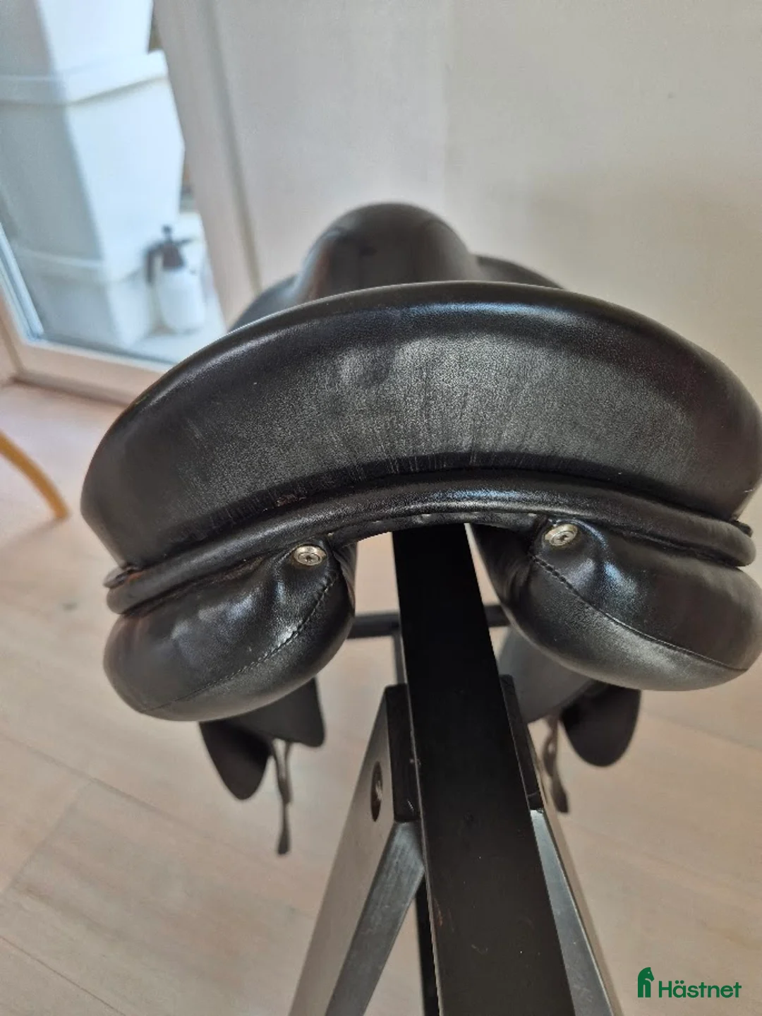 Sadlar hästutrustning till salu: Dressyrsadel i Färjestaden - Annons 6