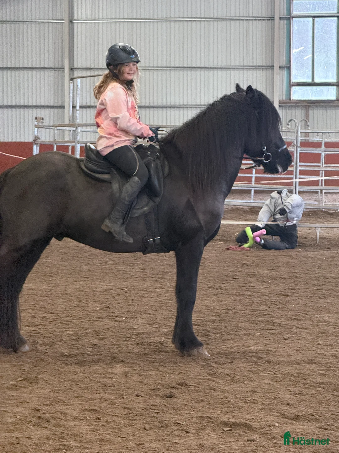 Sadlar hästutrustning till salu: HR Von i fint skick!  i Stallarholmen - Annons 2