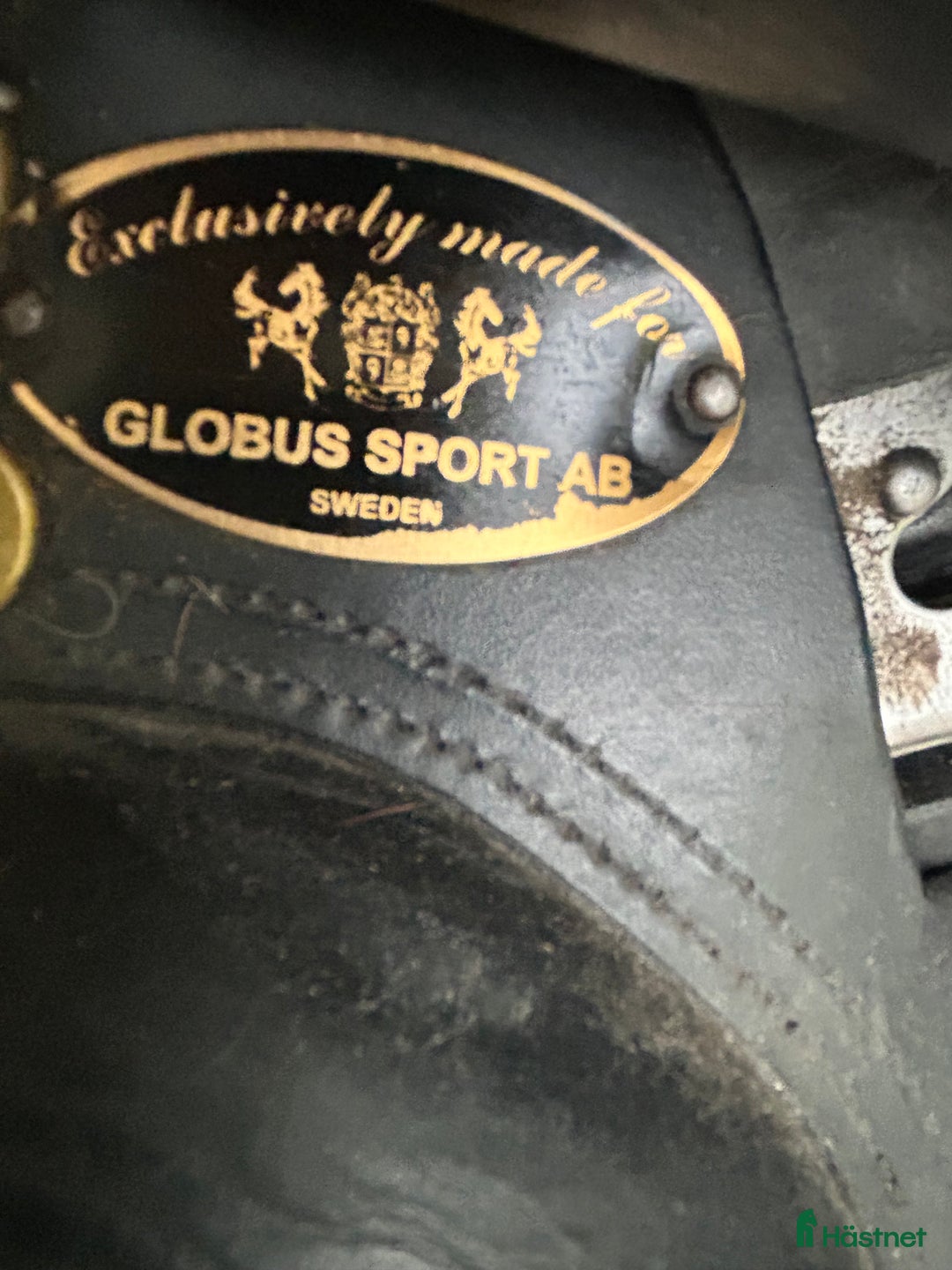 Sadlar hästutrustning till salu: Svart dressyrsadel från Globus i Mellerud - Annons 5