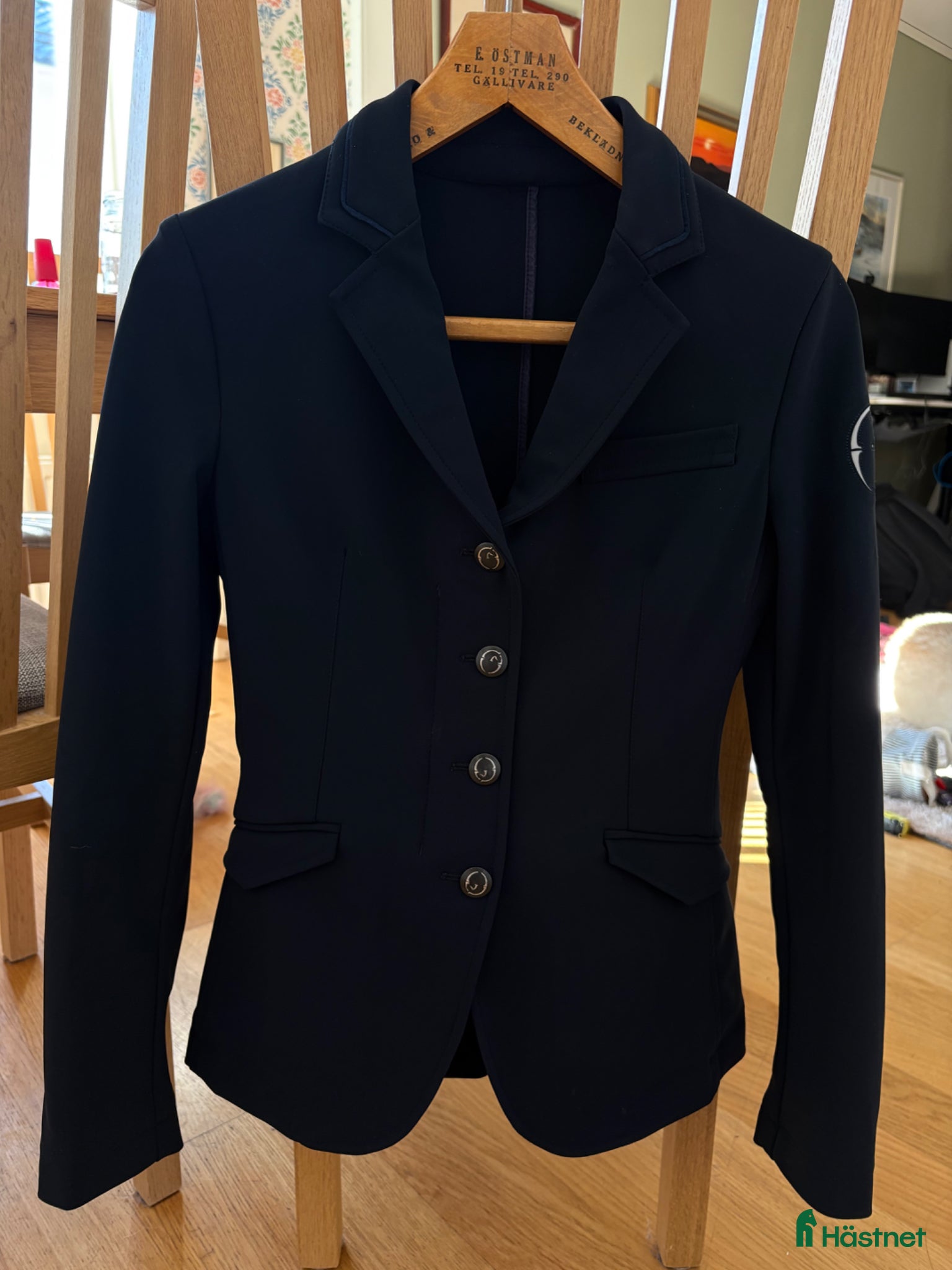 Jackor & Kavajer ryttarutrustning till salu: Vestrum kavaj marinblå  - Annons 18