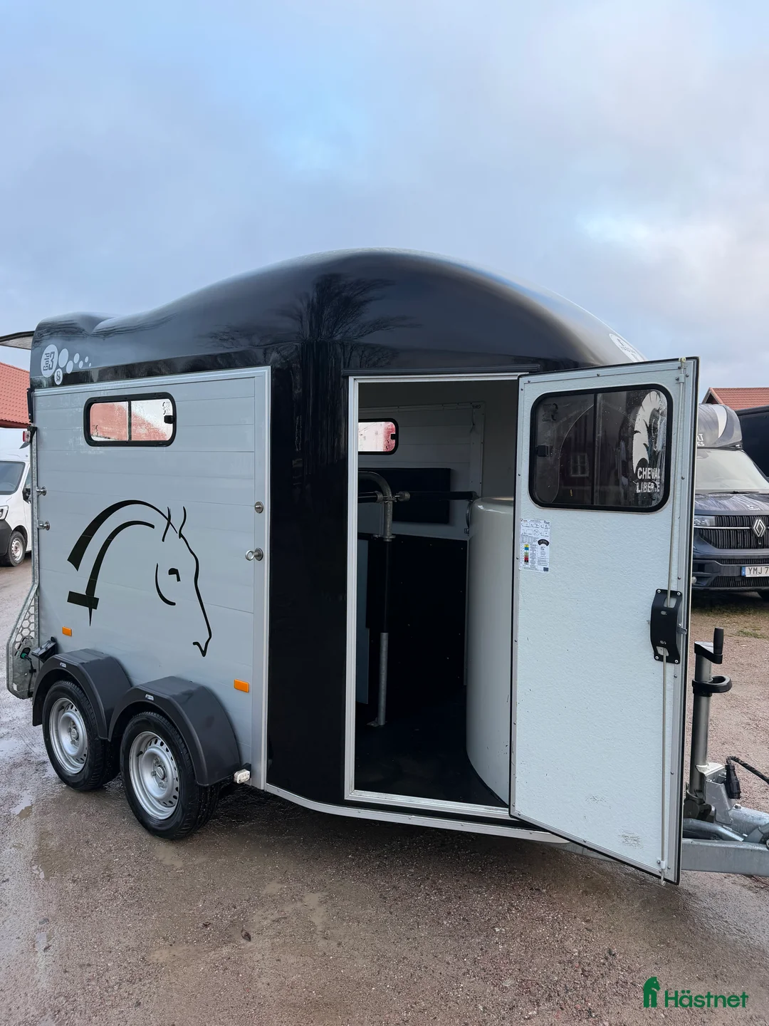 Hästtransporter  fordon & transport till salu: Chevals storsäljare gold 3 hästtransport  i Västerås - Annons 6