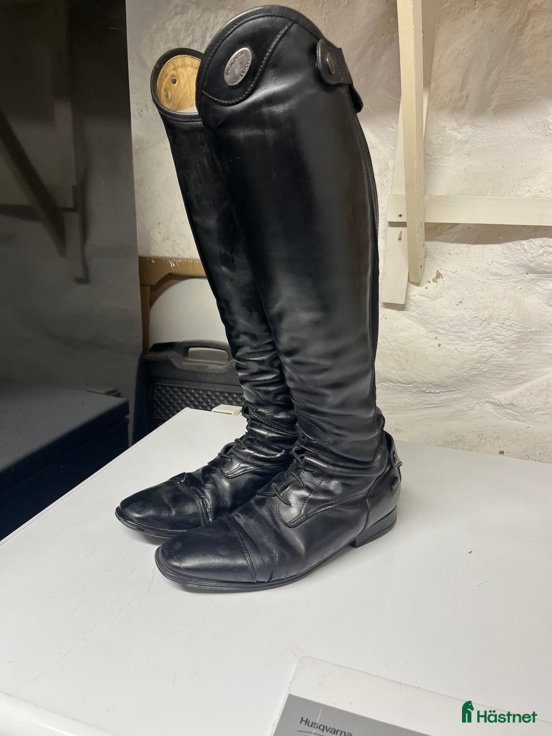 Ridstövlar ryttarutrustning till salu: Perfekt julklapp!! i Tollarp - Annons 4
