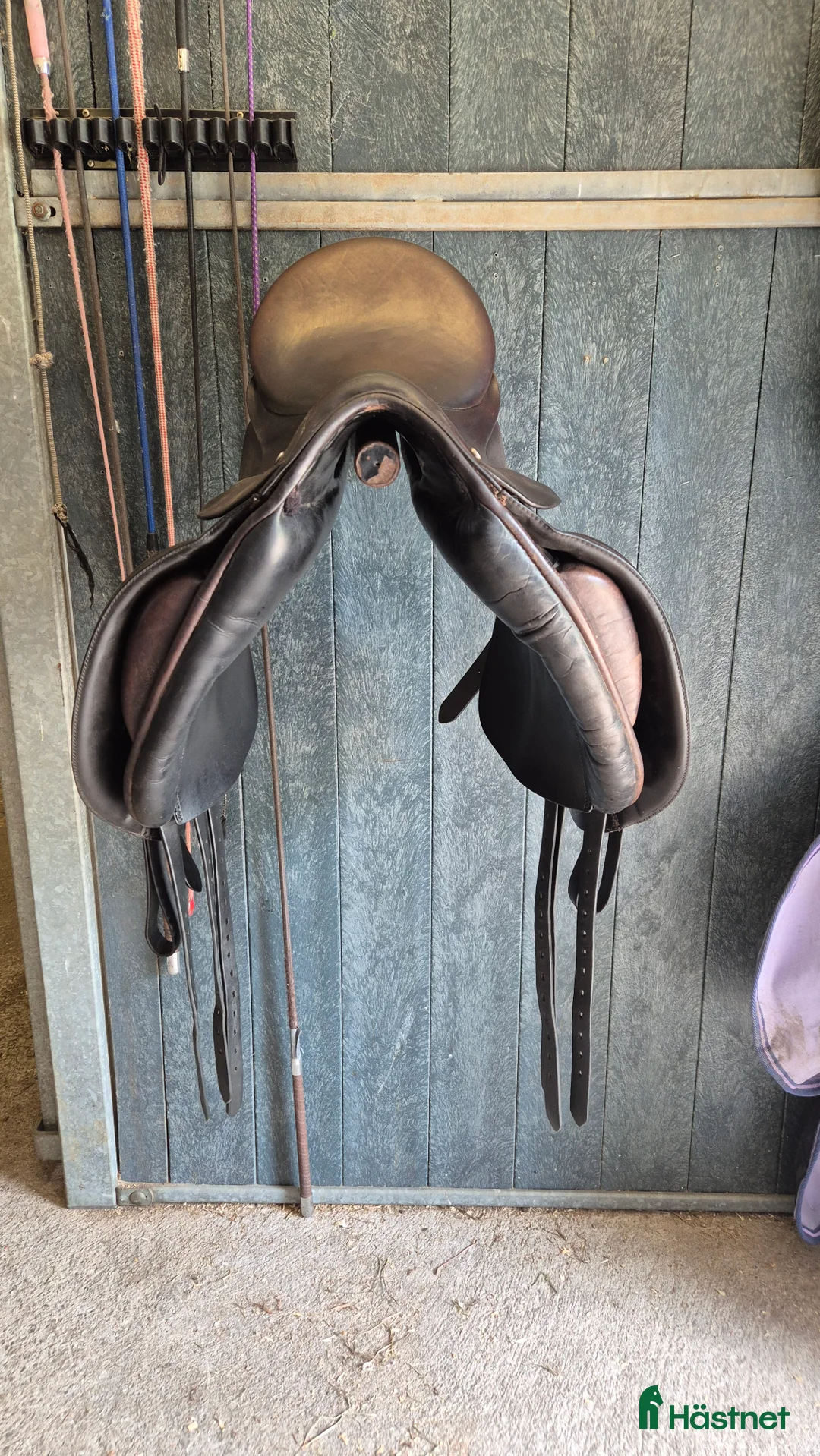 Sadlar hästutrustning till salu: Väl omhändertagen Stubben Tristan i Kungsör - Annons 11