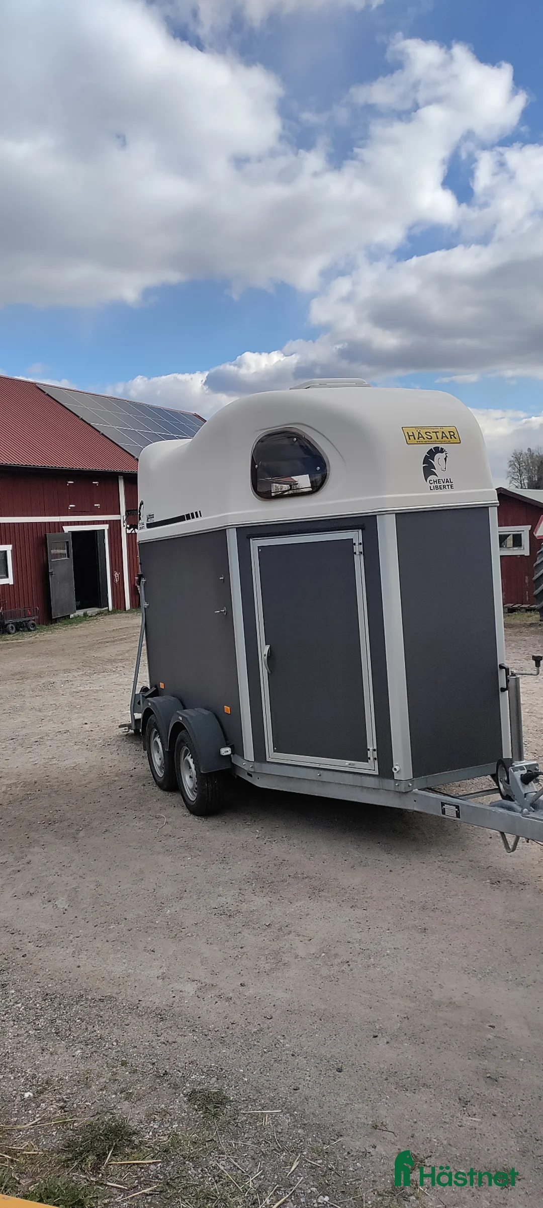 Hästtransporter  fordon & transport till salu: Hästtransport med stepup - Annons 1