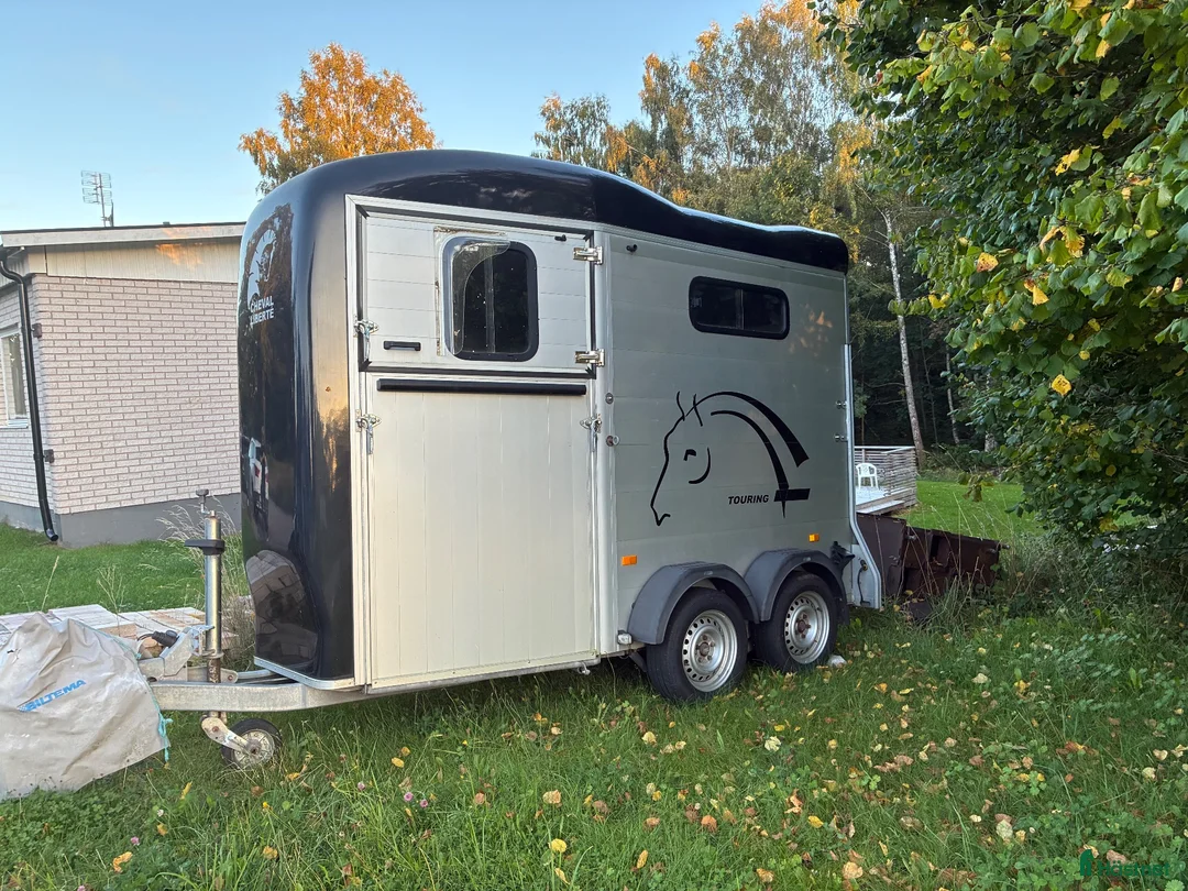 Hästtransporter  fordon & transport till salu: Cheval liberté touring one i Oskarshamn - Annons 1