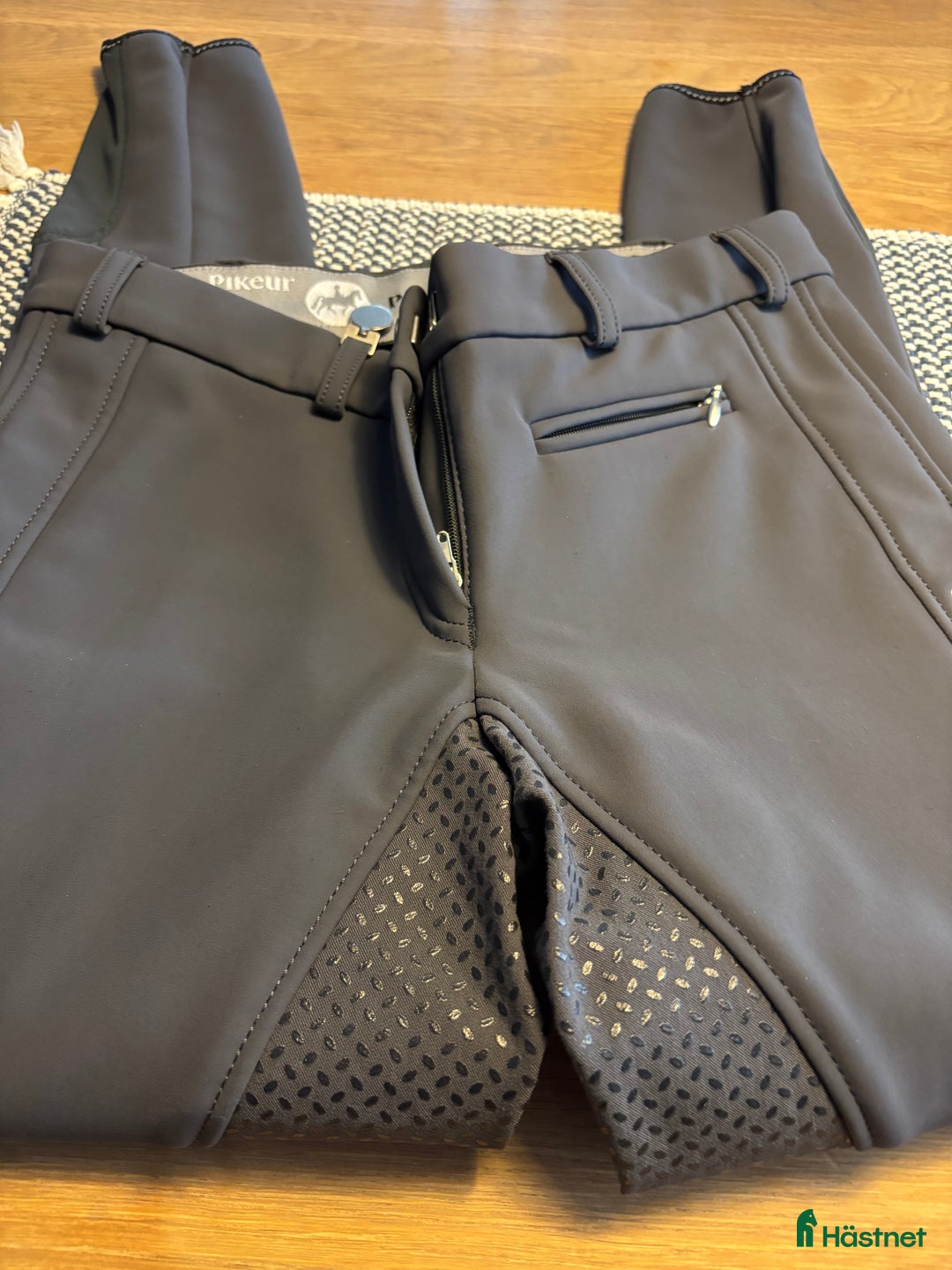 Ridbyxor ryttarutrustning till salu: Nya Pikeur ridbyxor  i Bergsjö - Annons 4