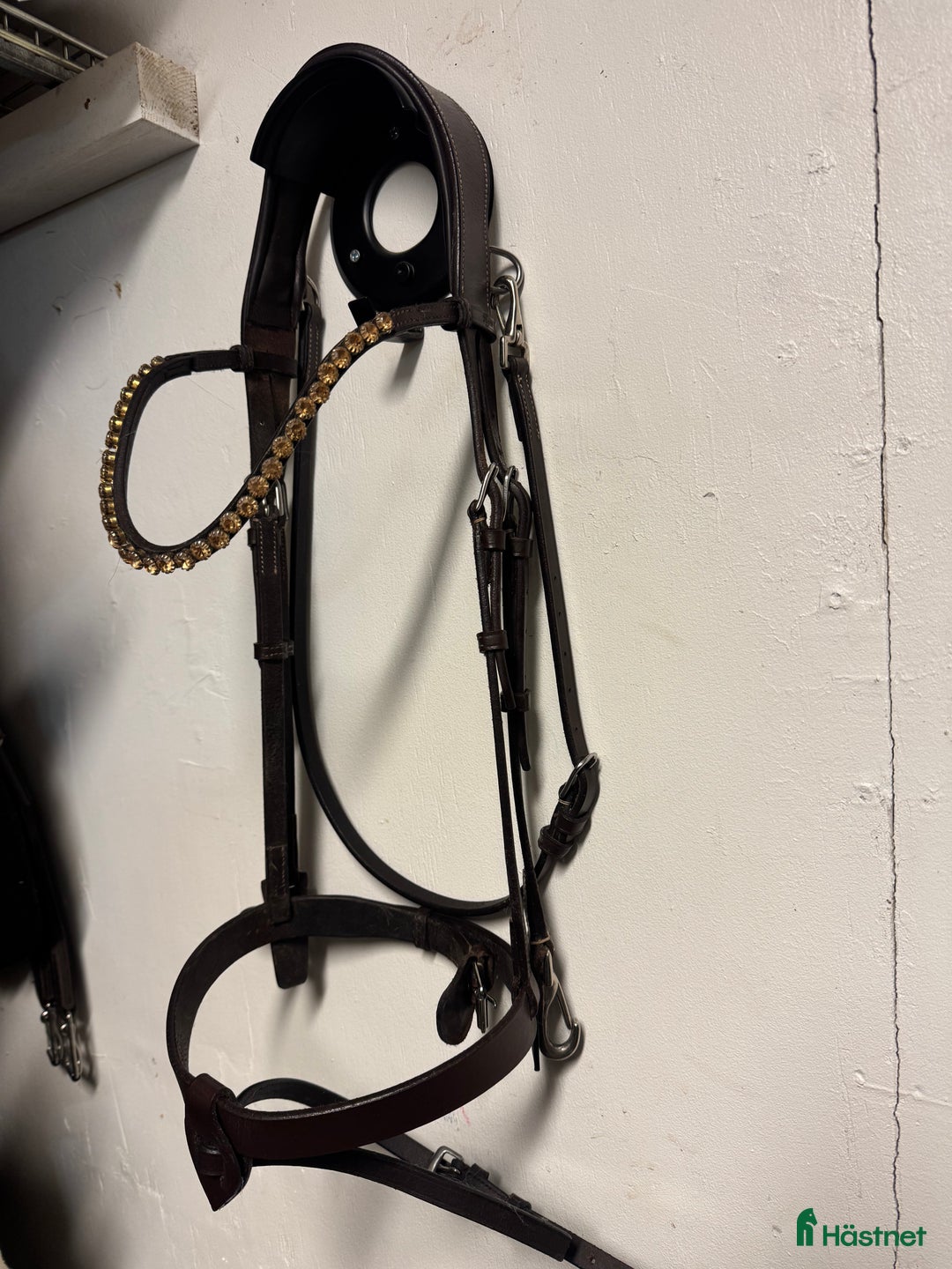 Träns hästutrustning till salu: Lippo trainer träns i Kristinehamn - Annons 1