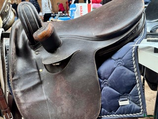 Sadlar hästutrustning till salu: Damsadel i Stockholm - Annons 2