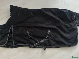 Täcken hästutrustning Vintertäcke 300g & halstäcke 100g - Annons 2