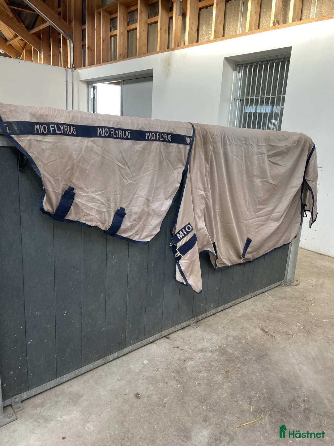 Täcken hästutrustning till salu: Mio Fly Rug strl 130 - endast använt fåtal gånger  i Södra Sandby - Annons 2