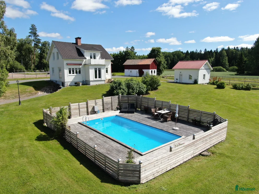  hästgårdar till salu: Hästgård till salu - Annons 2