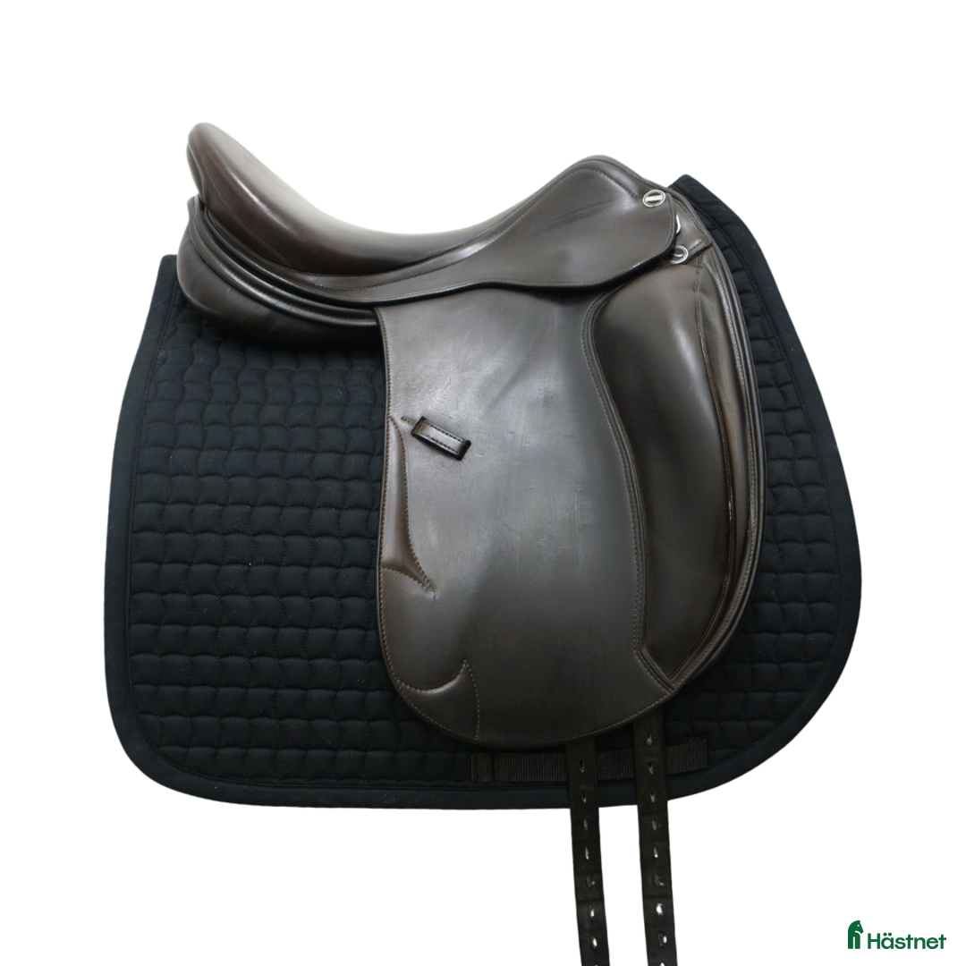 Sadlar hästutrustning till salu: Erreplus Rembrandt EVO 18" - nystoppad! i Upplands Väsby - Annons 2