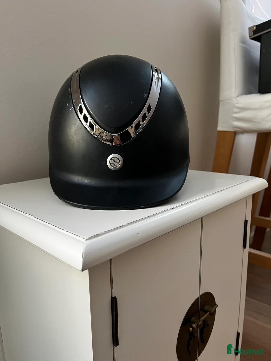 Hjälmar ryttarutrustning till salu: Back on track hjälm  i Västra Frölunda - Annons 4