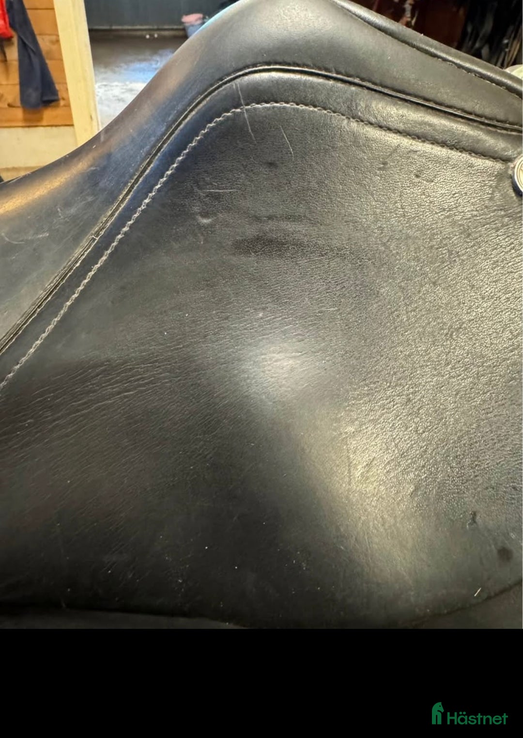 Sadlar hästutrustning till salu: Trainers dressyrsadel i Frösön - Annons 2