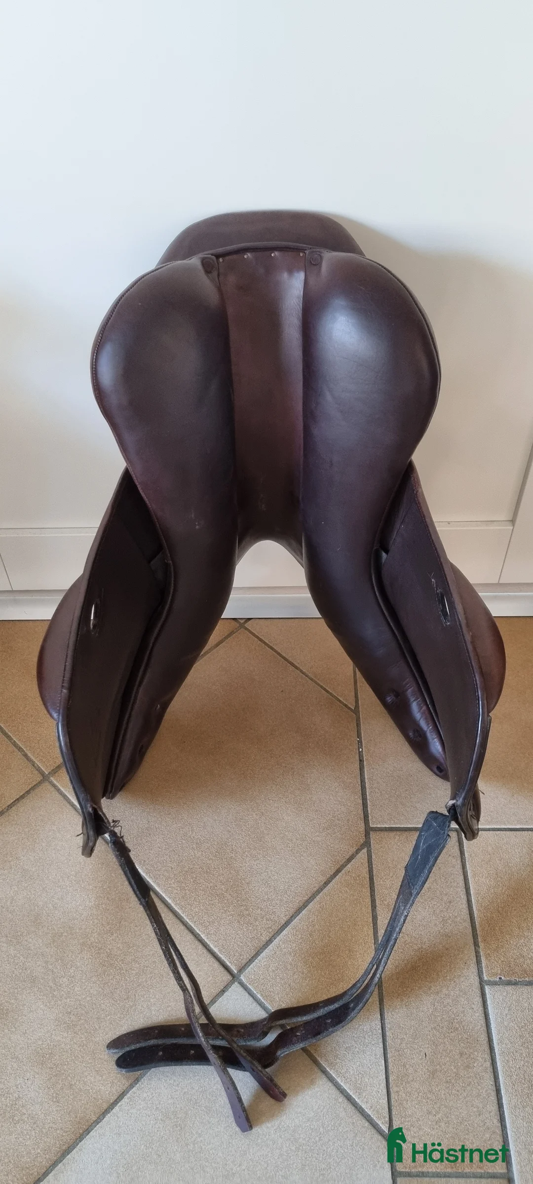 Sadlar hästutrustning till salu: Anita Sande hoppsadel i Boden - Annons 3