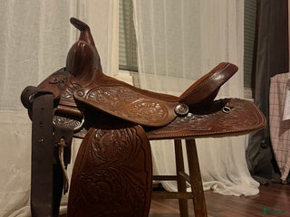 Sadlar hästutrustning till salu: Bomlös western sadel i Västerås - Annons 5