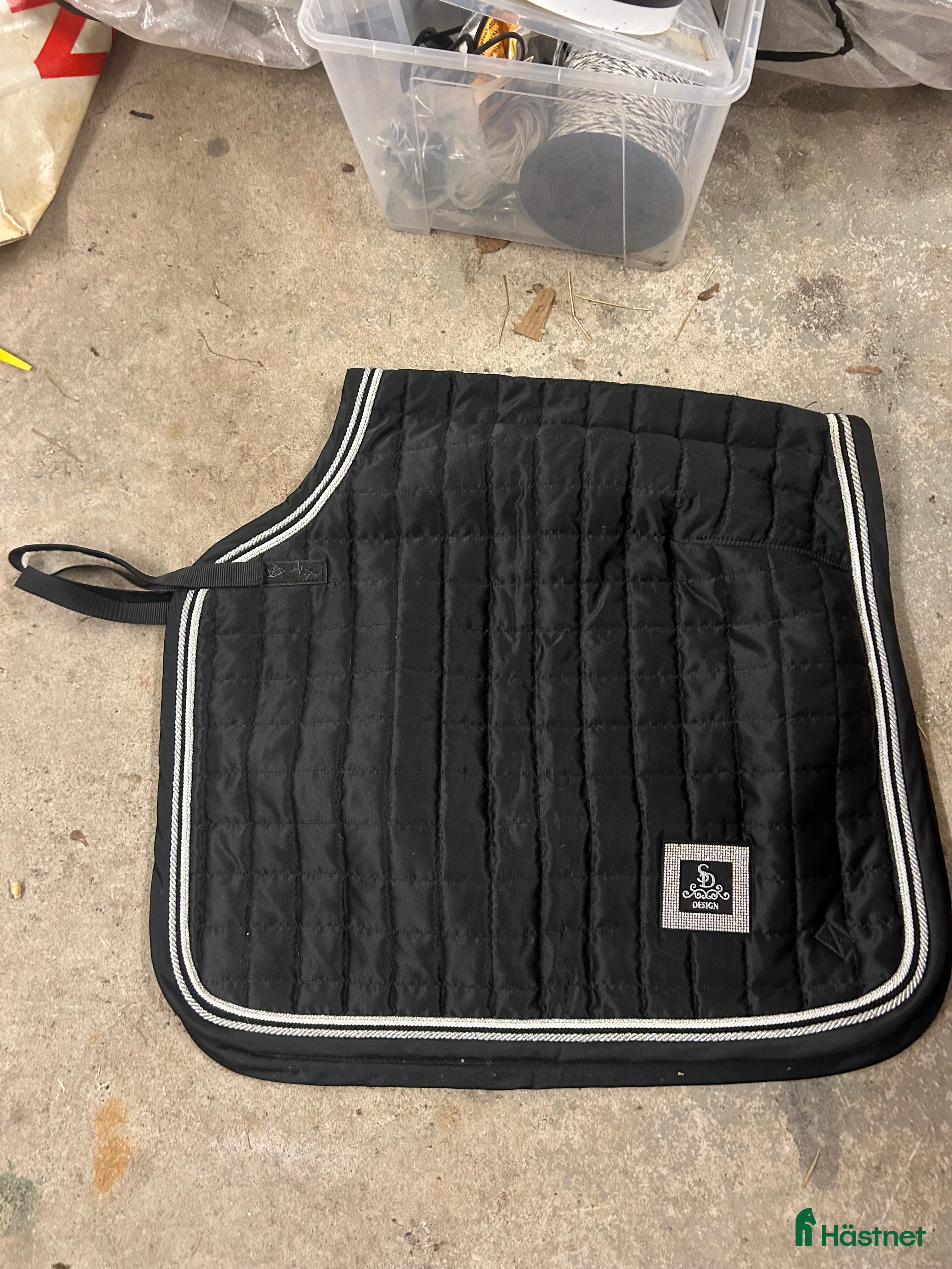 Täcken hästutrustning till salu: 2 superfina ländtäcken!! i Gävle - Annons 8