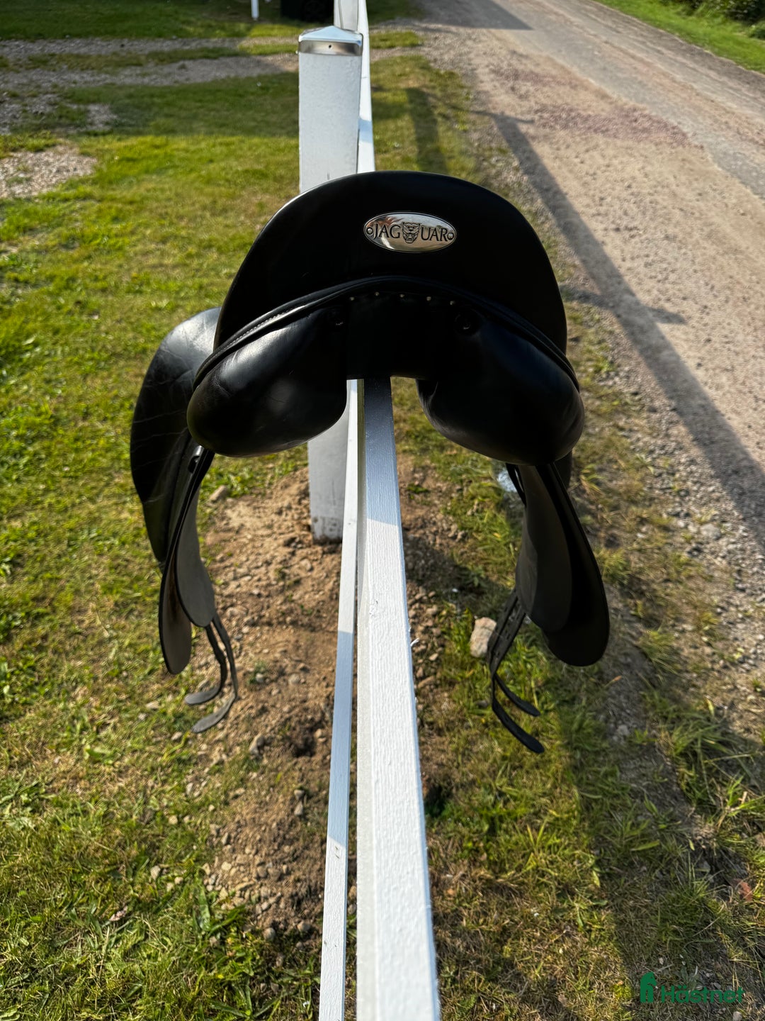 Sadlar hästutrustning till salu: Jaguar dressyrsadel XKC Deep Seat i Båstad - Annons 3