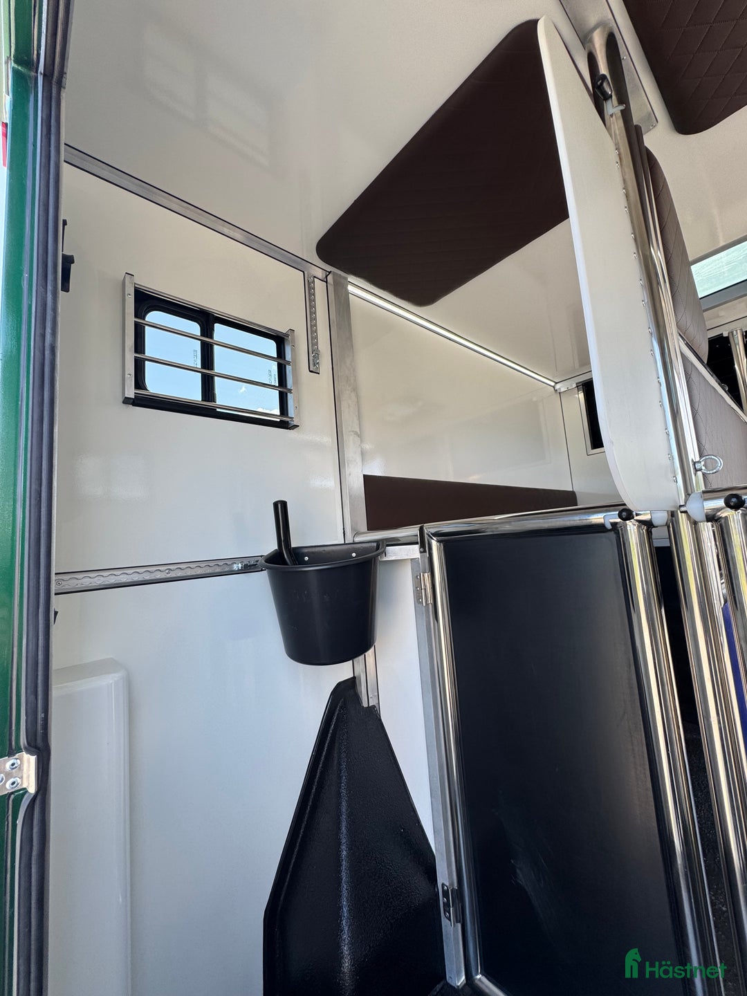 Hästlastbilar  fordon & transport till salu: Nybyggd Hästbuss Renault Master i Partille - Bild 20