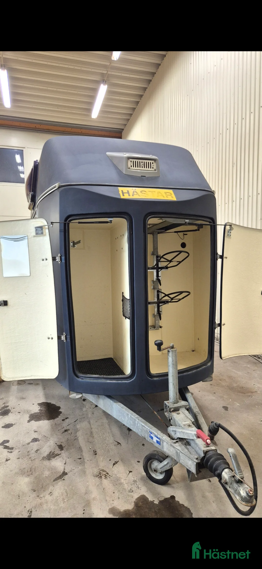 Hästtransporter  fordon & transport till salu: Thule premium 150 E5 - Annons 4