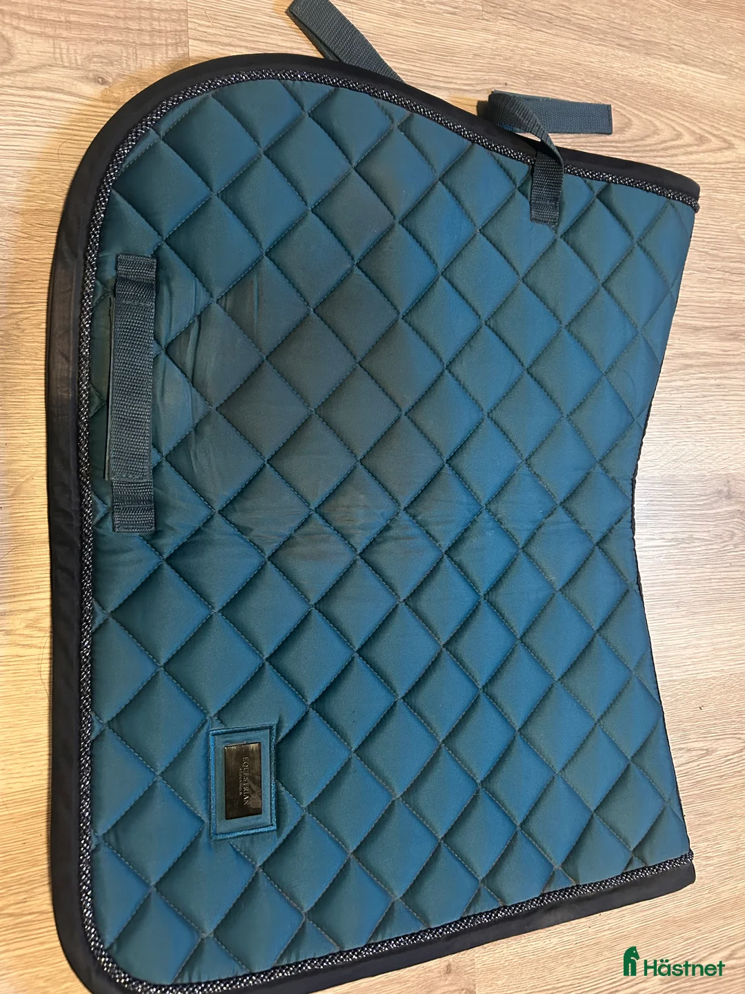 Schabrak & Vojlockar hästutrustning till salu: tävlingsschabrak i Tingsryd - Annons 2